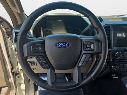 Used 2018 Ford F150 XLT w/ Equipment Group 302A Luxury AWD/4WD image 13