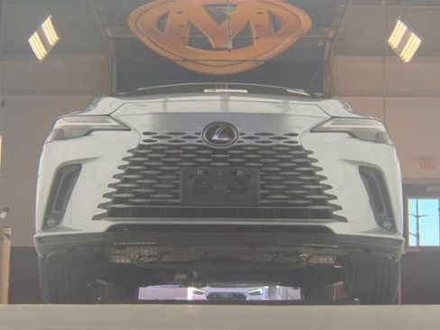 Used 2024 Lexus RX 350h image 3