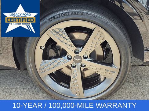 Used 2024 Genesis GV70 3.5T Sport w/ Sport Advanced Package AWD/4WD image 34