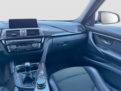 Used 2016 BMW M3 image 30