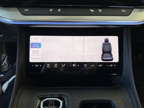 Used 2025 Jeep Wagoneer S Launch Edition image 34