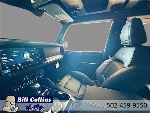 New 2025 Ford Bronco Badlands image 23