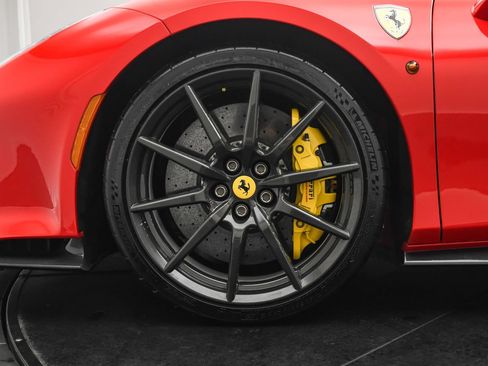 Used 2020 Ferrari 488 Pista Coupe RWD image 23