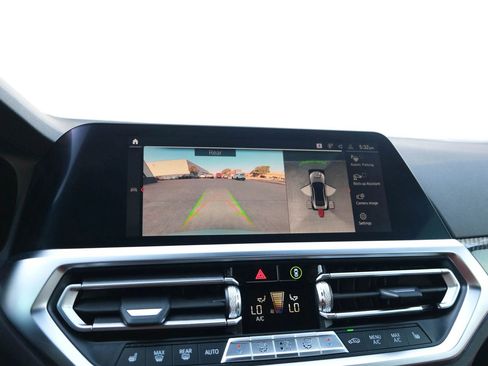 Used 2021 BMW M4 Coupe w/ Executive Package image 41