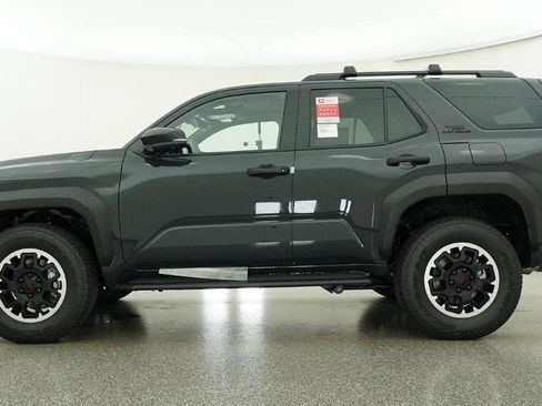 New 2026 Toyota 4Runner 4WD image 3