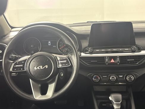 Used 2024 Kia Forte LXS FWD image 14