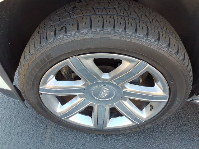 Used 2018 Cadillac Escalade Luxury AWD/4WD image 14