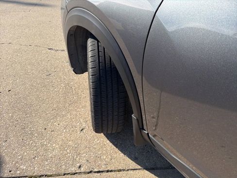 Used 2022 Nissan Kicks S image 20