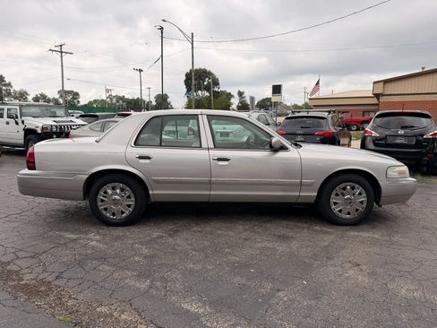 Used 2008 Mercury Grand Marquis GS RWD image 19