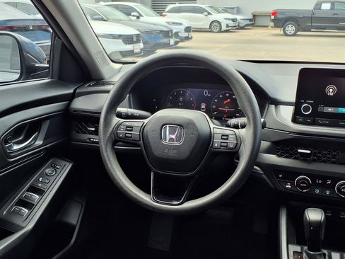 Certified 2023 Honda Accord EX image 14