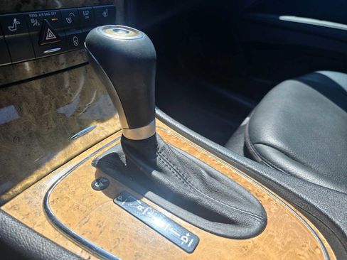 Used 2007 Mercedes-Benz E 350 Sedan image 30
