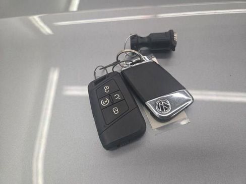 Used 2022 Volkswagen Atlas SE image 38