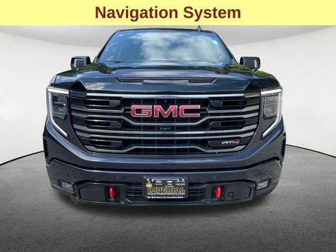 Certified 2025 GMC Sierra 1500 AT4 w/ Technology Package AWD/4WD image 5