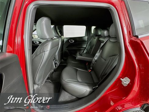 New 2026 Jeep Compass Latitude image 16