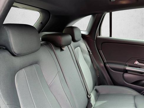 Used 2022 Mercedes-Benz GLA 250 w/ Premium Package Lite image 24