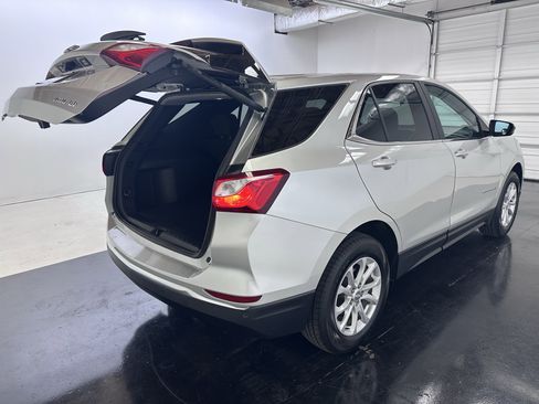 Used 2021 Chevrolet Equinox LT w/ Driver Convenience Package image 34