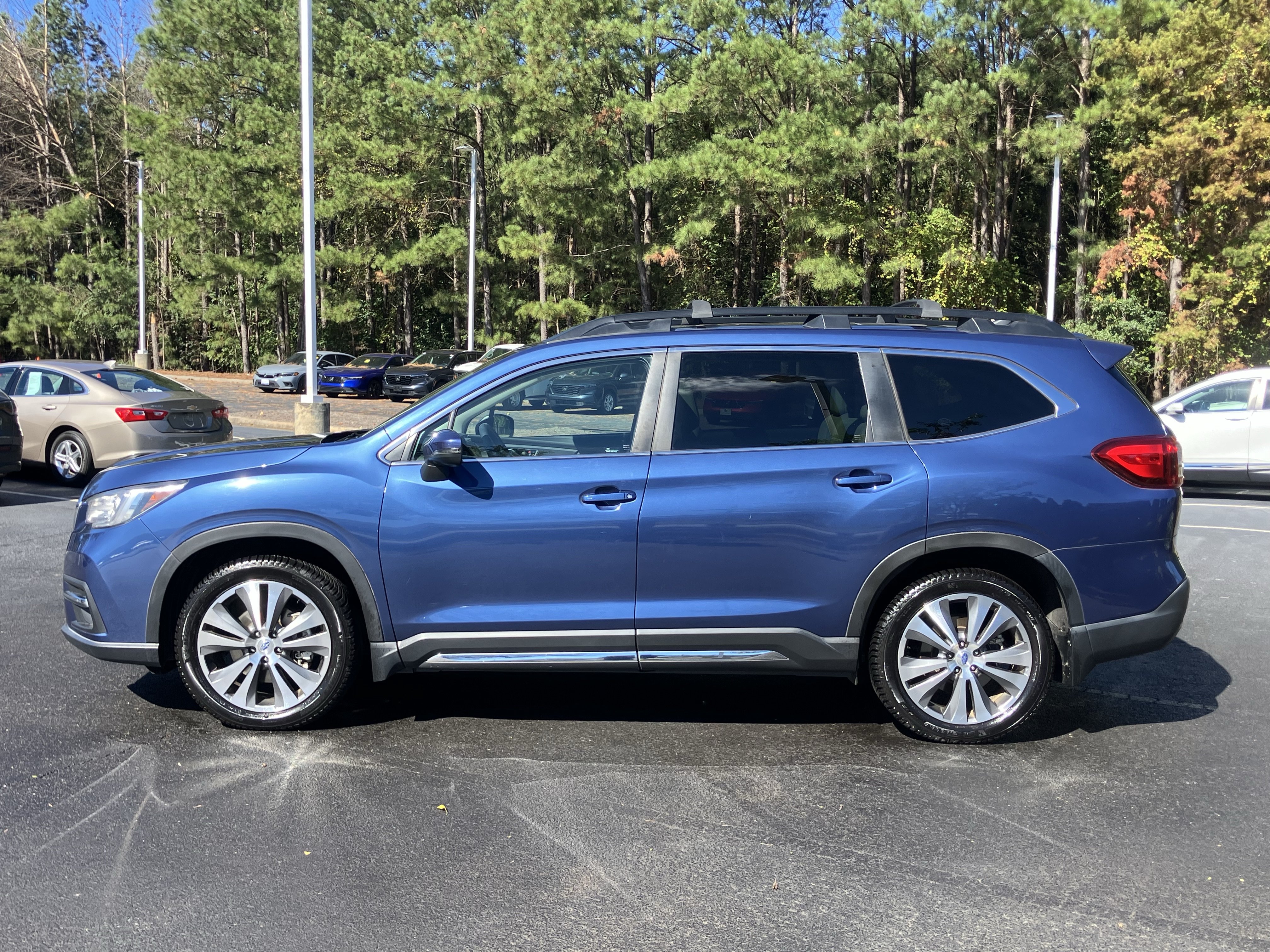 Used 2020 Subaru Ascent Limited w/ Technology Package AWD/4WD image 7