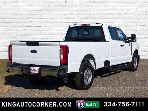 New 2026 Ford F250 XL w/ XL Chrome Package image 5