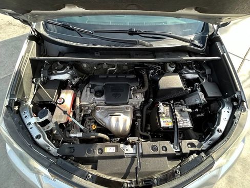 Used 2018 Toyota RAV4 LE w/ All Weather Liner Package AWD/4WD image 32