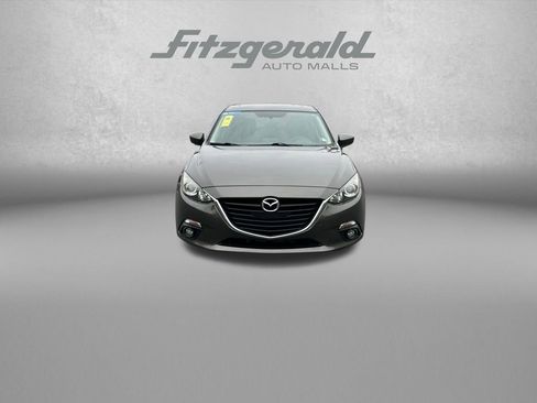 Used 2016 MAZDA MAZDA3 i Touring w/ Popular Equipment Package FWD image 2