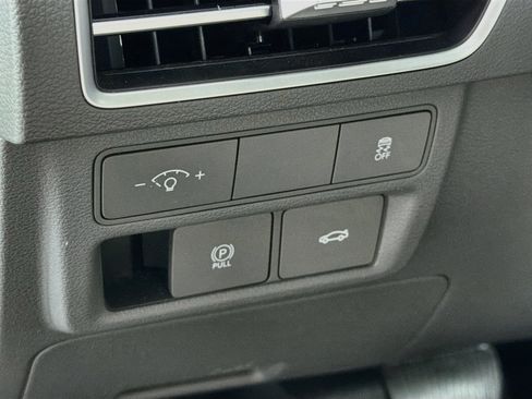 Used 2025 Hyundai Sonata SEL FWD image 17