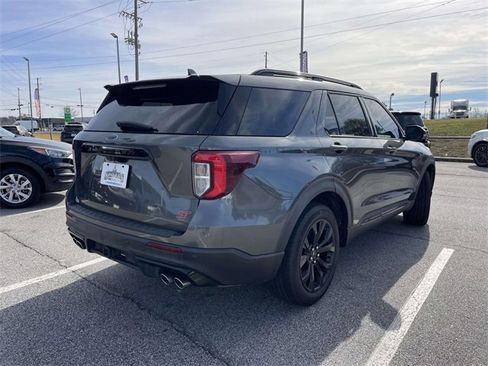 Used 2020 Ford Explorer ST image 3