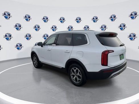 Used 2022 Kia Telluride EX image 7