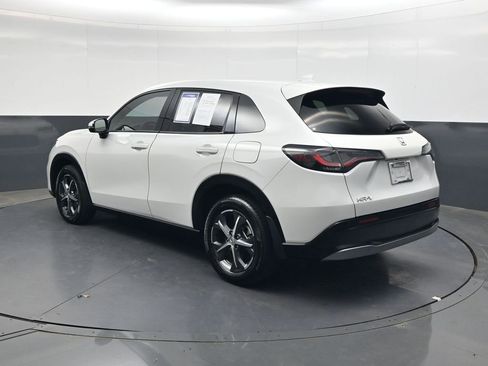 Certified 2023 Honda HR-V EX-L image 6