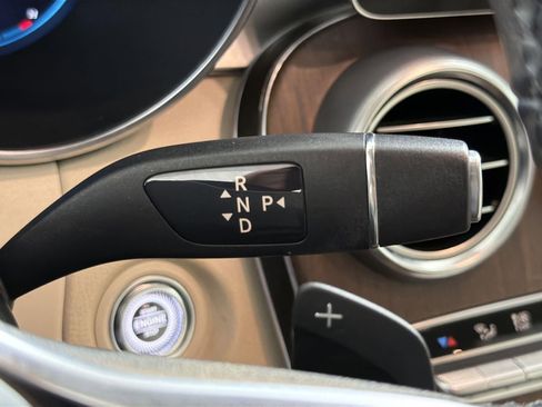 Used 2022 Mercedes-Benz GLC 300 image 16