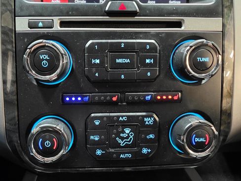 Used 2017 Ford Expedition EL Limited image 36