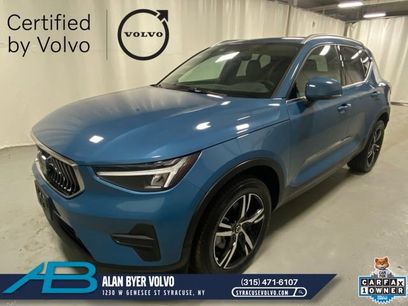 Certified 2025 Volvo XC40 B5 Core