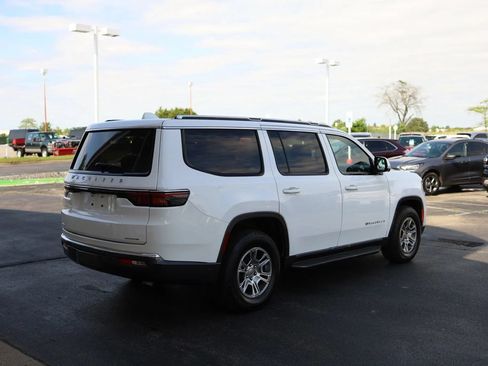 Used 2022 Jeep Wagoneer Series I w/ Convenience Group I AWD/4WD image 5