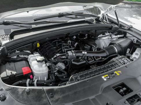 Used 2022 Jeep Grand Cherokee Laredo w/ Luxury Tech Group I image 61