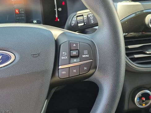 Used 2025 Ford Escape Active AWD/4WD image 22
