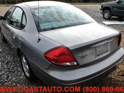 Used 2006 Ford Taurus SE image 4