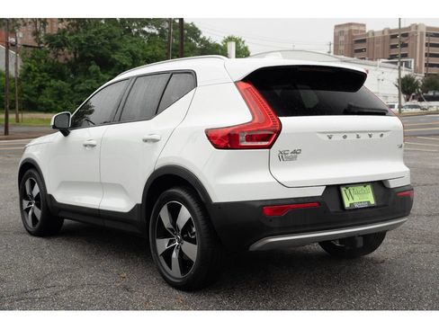 Used 2019 Volvo XC40 T5 Momentum AWD/4WD image 6