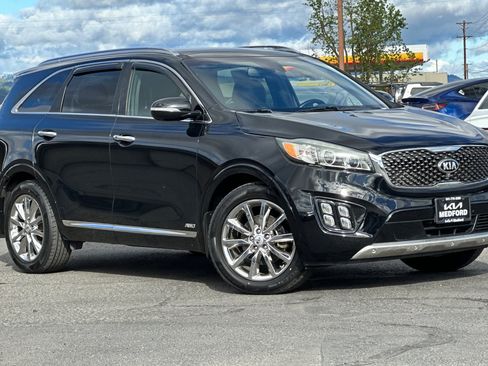 Used 2017 Kia Sorento SX AWD/4WD image 2