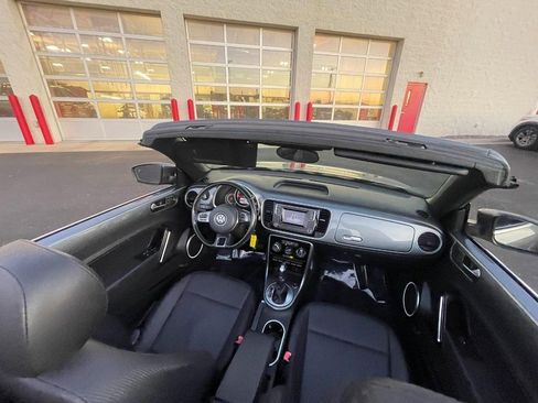 Used 2019 Volkswagen Beetle 2.0T S image 12