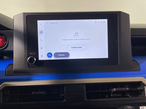 Certified 2025 Toyota Tacoma TRD Off-Road image 20