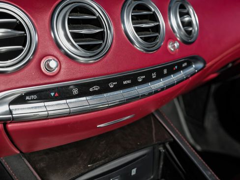 Used 2017 Mercedes-Benz S 550 Cabriolet image 37