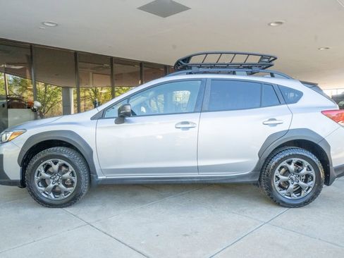 Used 2022 Subaru Crosstrek 2.5i Sport w/ Moonroof Package AWD/4WD image 4