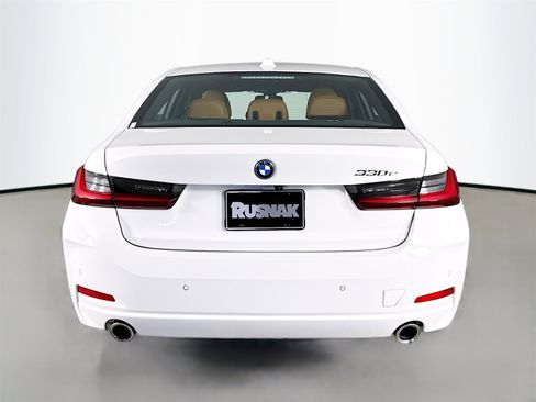 Certified 2024 BMW 330e w/ Premium Package image 6