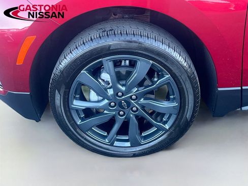 Used 2023 Chevrolet Equinox RS w/ RS Leather Package image 39