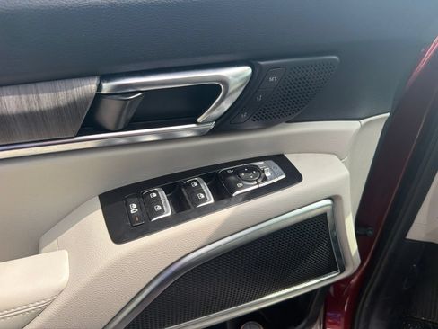 Used 2023 Kia Telluride SX FWD image 17