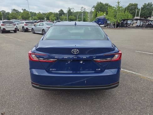 Used 2026 Toyota Camry LE FWD image 4