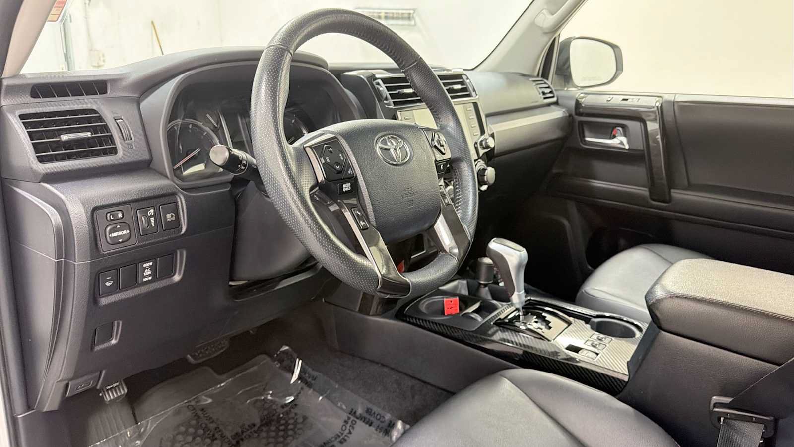 Certified 2020 Toyota 4Runner TRD Off-Road Premium w/ Moonroof Package AWD/4WD image 12