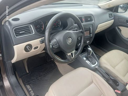 Used 2012 Volkswagen Jetta SE image 7