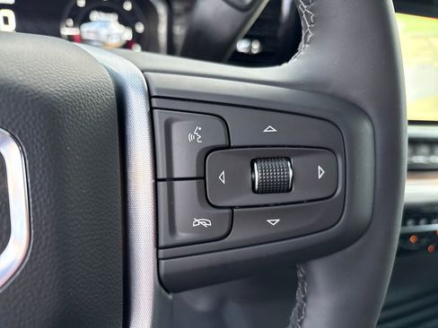 New 2026 GMC Sierra 1500 Elevation image 19