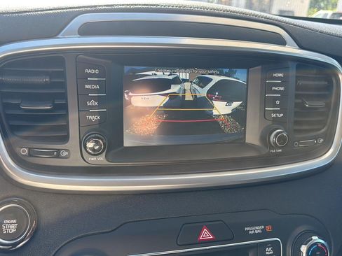 Used 2020 Kia Sorento S w/ Paint Protection Package FWD image 24
