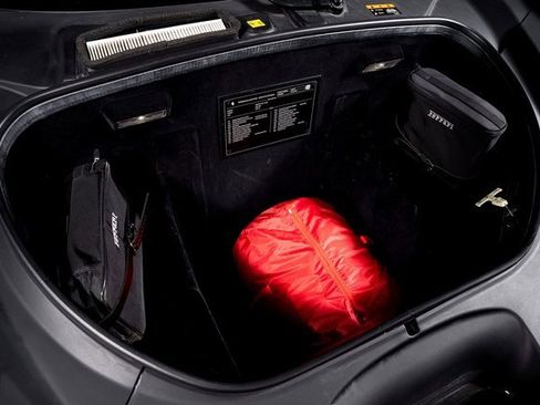 Certified 2021 Ferrari F8 Tributo image 17